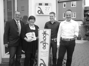 Landr&auml;tin Andrea Jochner-Wei&szlig; zu Besuch bei Agilogik